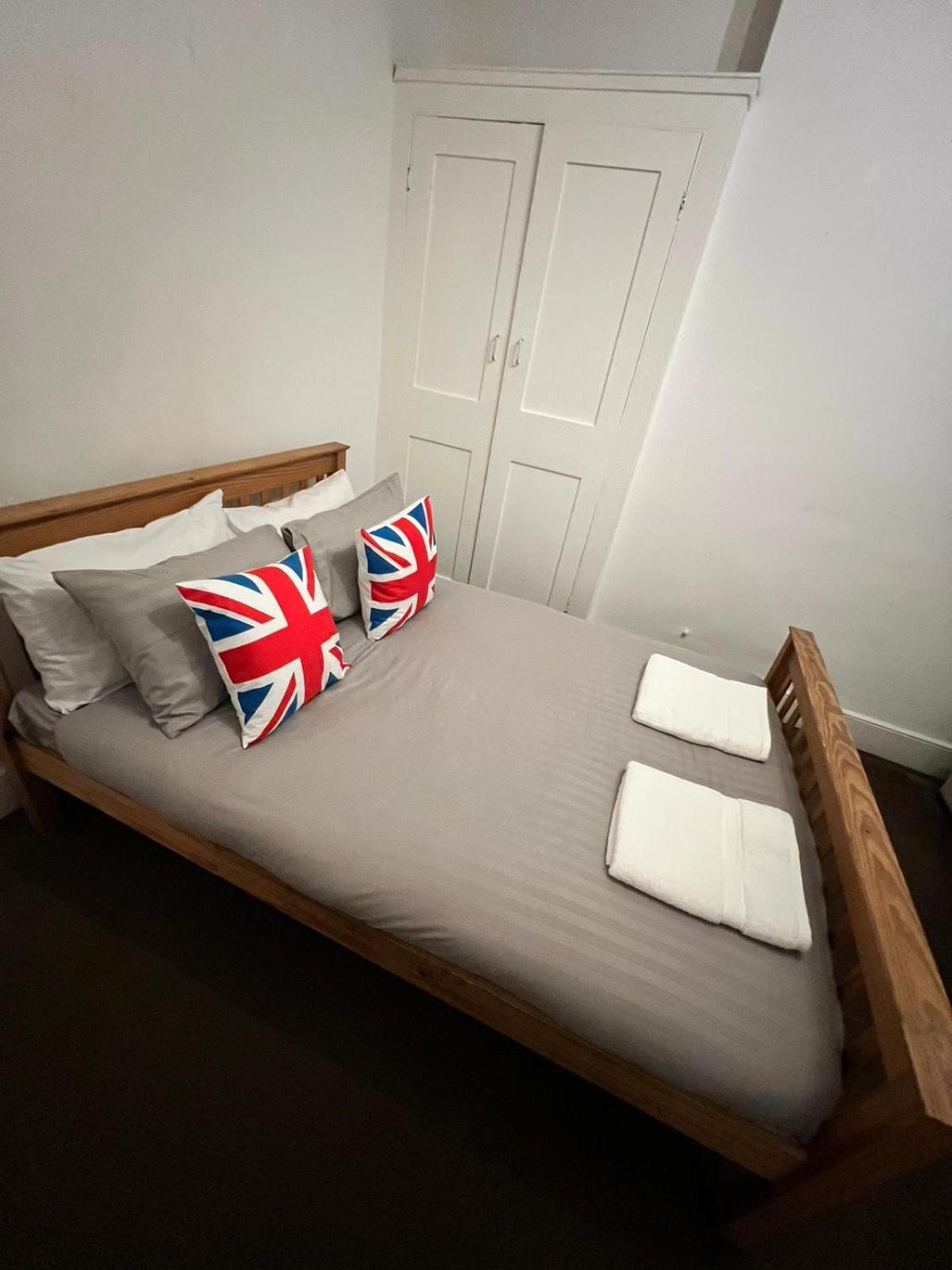 Islington Budget Guesthouse ลอนดอน ภายนอก รูปภาพ
