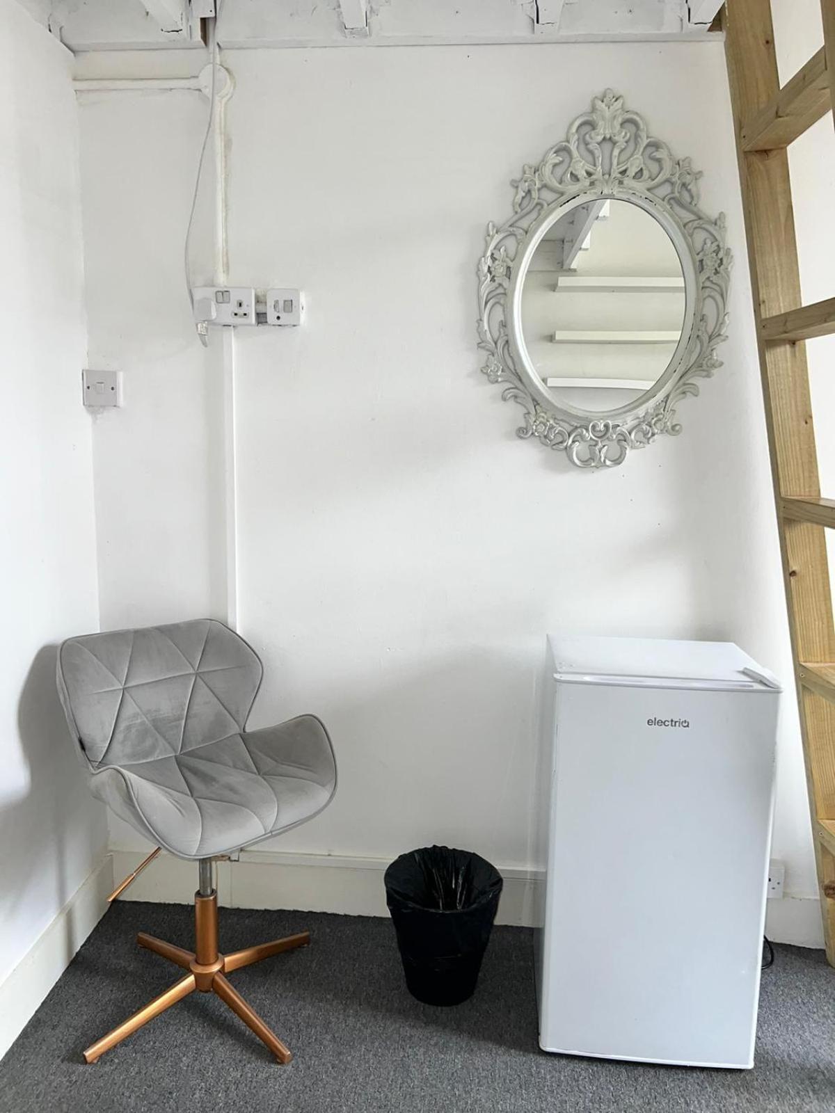 Islington Budget Guesthouse ลอนดอน ภายนอก รูปภาพ